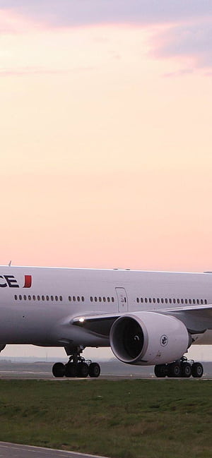 Airplane Boeing: 777X Display Background For WhatsApp Mobile PC, HD phone wallpaper