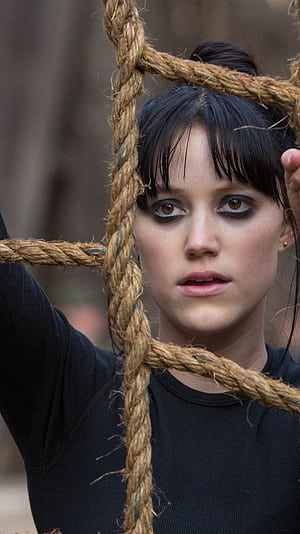 Maika Monroe, The 5th Wave IPhone 8 7 6 6S , Background, HD phone wallpaper