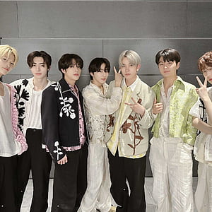 WATCH: ENHYPEN Reveals New Choreography For 'Bite Me' While Filming 'School Attack', HD phone wallpaper