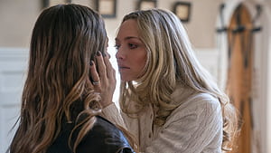 The Housemaid' Review: Sydney Sweeney and Amanda Seyfried Lead Twisty Thriller, HD wallpaper