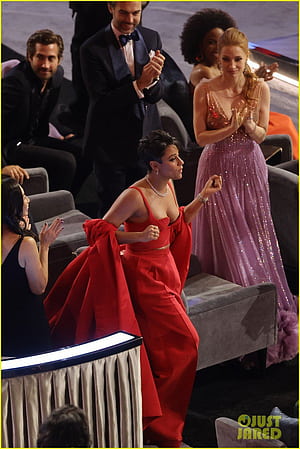 Ariana DeBose Makes History with Win at Oscars Tells Queer Fans 'There's a Place for Us': 4734327 Oscars, Ariana Debose, Oscars . Just Jared: Entertainment News, HD phone wallpaper