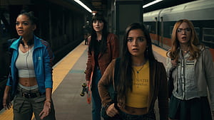 Madame Web - Dynamic Group on Subway Platform Background, movie, Madame Web, Dakota Johnson, Sydney Sweeney, Isabela Merced, HD wallpaper