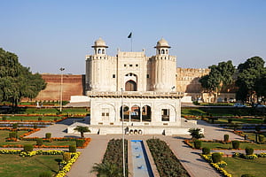 Lahore Fort. History, Description, & Facts, HD wallpaper