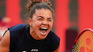 Italian Open final: Jasmine Paolini delights home crowd with title victory over Coco Gauff in Rome, HD wallpaper