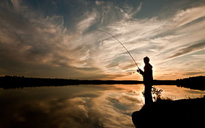 silhouette, fisherman, fishing rod, fishing, lake, dark ultra 16:10 background, Fishermen, HD wallpaper