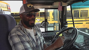 Houston County special education bus driver's mission of making his students' days a little brighter, HD wallpaper