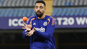 Irfan Pathan Suggests Break for Varun Chakravarthy, HD wallpaper