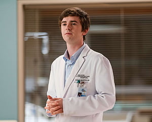Good Doctor' star Freddie Highmore on playing an autistic character, breaking down stereotypes, Shaun Murphy, HD wallpaper