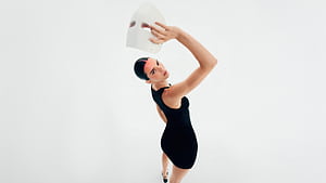 Kendall Jenner Therabody 2025 , kendall-jenner, celebrities, model, hoot, HD wallpaper