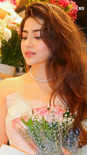 Aditi Bhatia, HD phone wallpaper