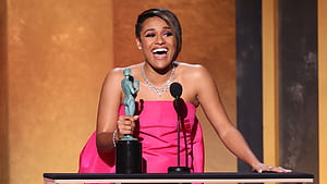 Ariana DeBose Makes History As First Queer Afro Latina Actress To Win SAG Award, HD wallpaper