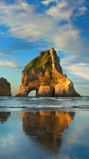 Wharariki Beach, cloud, ocean, running, rock, arch, reflection, phone, HD phone wallpaper