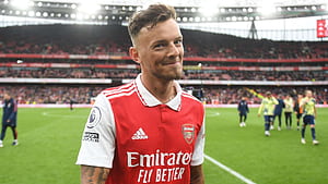 Ben White: Arsenal fans have fallen in love with Mikel Arteta's new master of sh*thousery. Goal.com US, HD wallpaper