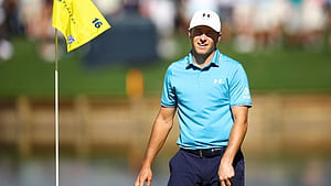 Jordan Spieth's electric eagle is the Shot of the Day, HD wallpaper