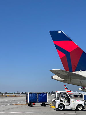 Delta Flight Community, Delta Air Lines, HD phone wallpaper