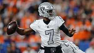 Raiders news: Geno Smith opens up on playing through injury: 'That's how I'm wired', HD wallpaper