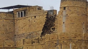 Jaisalmer: Famous 12th century 'golden fort' wall collapses in heavy rain. India News, HD wallpaper