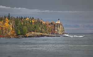 of Split Rock Lighthouse in Fall, HD wallpaper