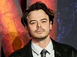 All About Stranger Things' Star Charlie Heaton And His 11 Year Old Son. HELLO!, HD wallpaper