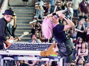 Shirley Manson Is Turning 50 and DGAF About What You Think, HD wallpaper