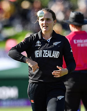Meet Amelia Kerr: New Zealand All Rounder Who Became Star Of Womens T20 World Cup 2024 Pics, HD phone wallpaper