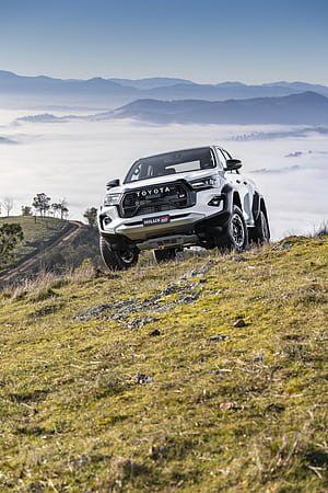 Toyota Hilux GR Sport, HD phone wallpaper