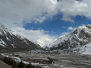 Discover Himachal Pradesh: Where Snowtales Come to Life. by Rashi Jain. Digital Global Traveler, Manali Snow, HD wallpaper