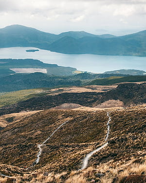 Our Experience Hiking the Tongariro Alpine Crossing in New Zealand, HD phone wallpaper