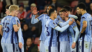 Spurs star who won 100% duels proved he could be the new Eric Dier, Archie Gray, HD wallpaper