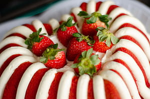 Strawberry Cake ·, HD wallpaper