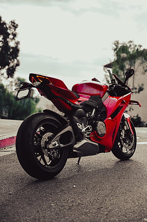 Our new 2025 Ducati Panigale V4, HD phone wallpaper