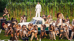 How Bad Bunny's Super Bowl Performance Destroyed Latina Beauty Stereotypes, Bad Bunny Super Bowl Halftime Show, HD wallpaper