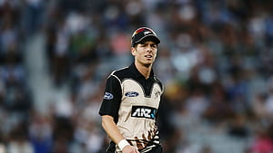 New Zealand's Mitchell Santner joins Derbyshire for second half of 2018 season, HD wallpaper