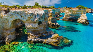 Torre Sant'Andrea, Salento coast, Puglia region, Italy. Windows Spotlight, HD wallpaper