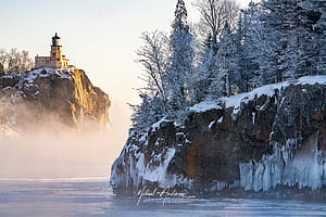 Split Rock Lighthouse at -21 F, HD wallpaper
