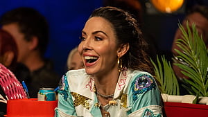 Whitney Cummings talks about her new OFTV series, HD wallpaper