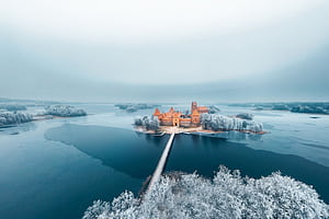 winter, castle, Trakai, Lithuania for mobile and , section пейзажи, resolution, HD wallpaper