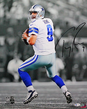 Tony Romo Autographed Dallas Cowboys PF BW Spotlight, HD phone wallpaper