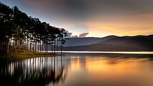 Reflection Of Trees On Body Of Water, mountains, mountain, sky, sea, ocean, lake, trees, tree, nature, HD wallpaper