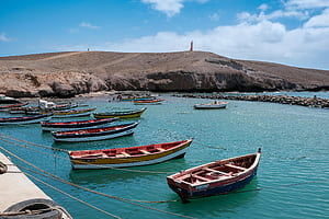 Colorful Fishing Boats in Pedra Lume, Cabo Verde ·, Cape Verde, HD wallpaper
