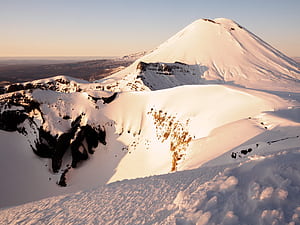 Tongariro Day Walking Tours. Go New Zealand, Tongariro National Park, HD wallpaper