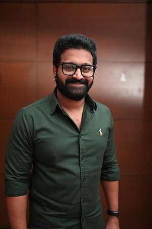 Rishab Shetty, HD phone wallpaper