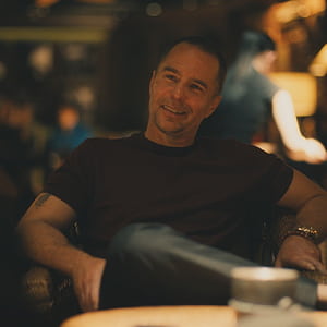 Sam Rockwell Can Finally Talk About That Wild White Lotus Monologue, HD phone wallpaper