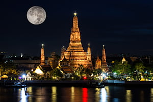 night, lights, the moon, Thailand, temple, Bangkok, Wat Arun for mobile and , section город, resolution, HD wallpaper