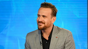Jason Segel talks about his new show ‘Dispatches from Elsewhere’, HD wallpaper