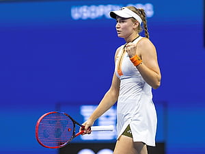 Elena Rybakina posts message for fans after ending 2025 season on a high, HD wallpaper