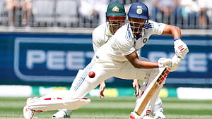 Nitish Kumar Reddy Impresses With 42 Run Knock In Adelaide Test, HD wallpaper