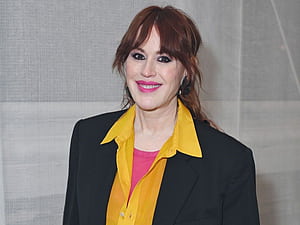 Molly Ringwald's wall art taps into a whimsical trend. Homes and Gardens, HD wallpaper