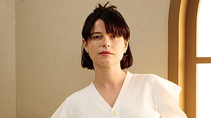 Jessie Buckley opens up about 'wild ride' of motherhood unimaginable anguish of new role. HELLO!, HD wallpaper