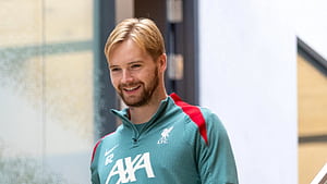 Caoimhin Kelleher on changes, targets and Arne Slot impact so far, HD wallpaper